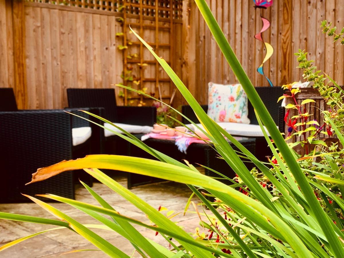 Sunshine Cottage Studley  Extérieur photo