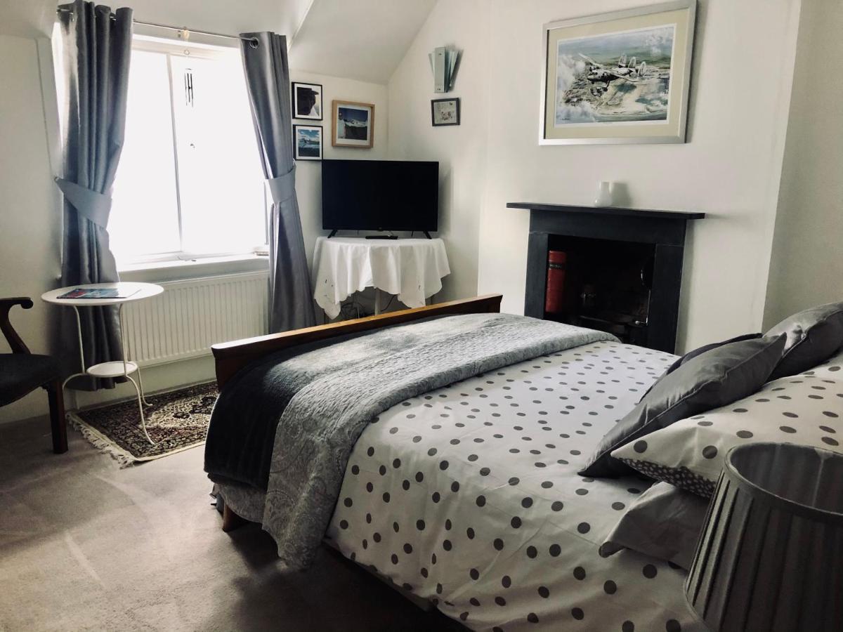 Sunshine Cottage Studley  Extérieur photo